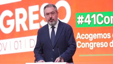 El secretario general del PSOE de Andalucía, Juan Espadas, durante la rueda de prensa en la que ha anunciado su renuncia El secretario general del PSOE de Andalucía, Juan Espadas, durante la rueda de prensa en la que ha anunciado su renuncia/ Francisco J. Olmo / Europa Press