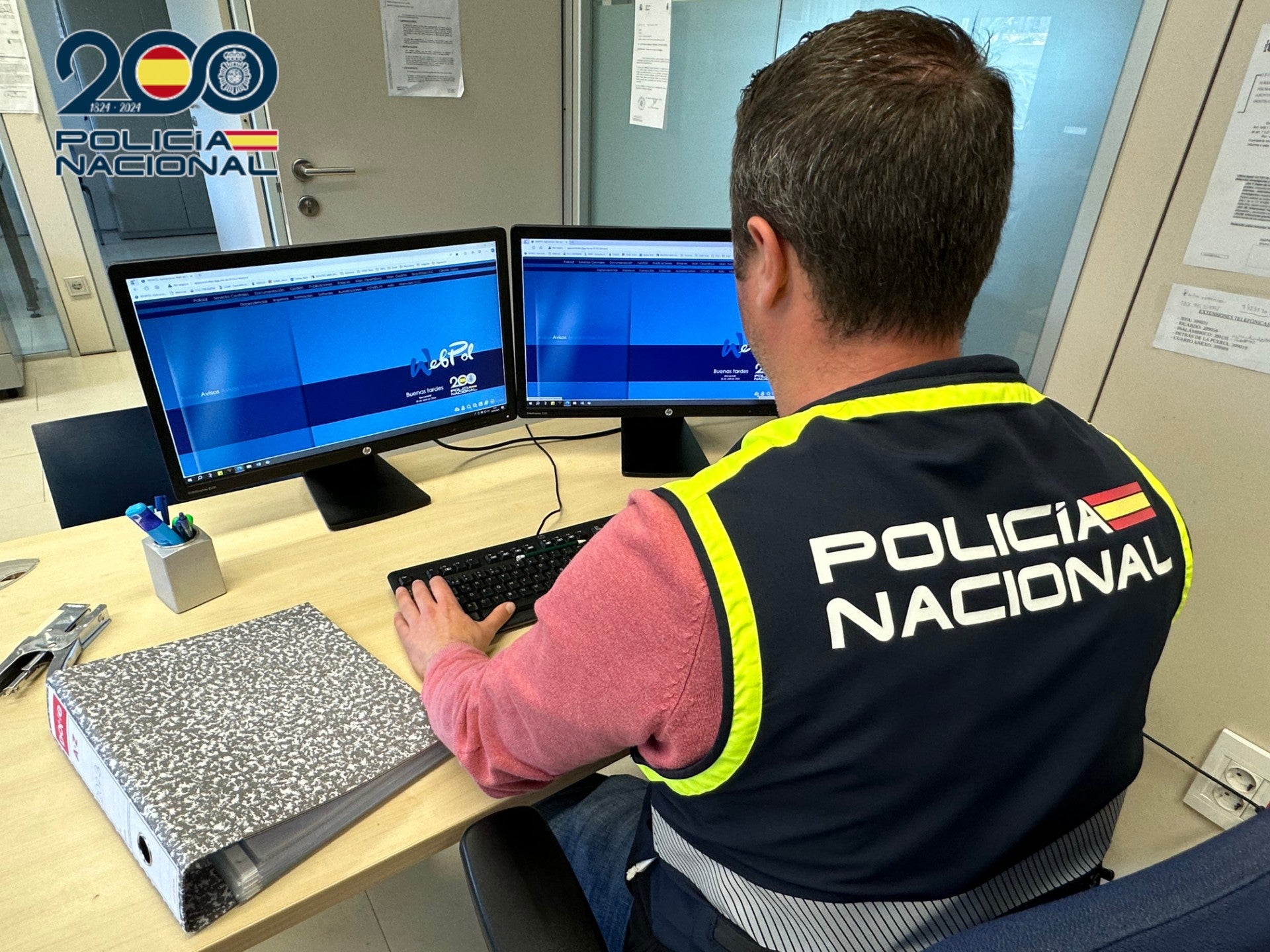 Detenido por difundir imágenes íntimas de una compañera de trabajo Detenido por difundir imágenes íntimas de una compañera de trabajo