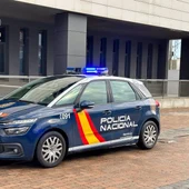 Coche Policía Nacional en imagen de archivo Coche Policía Nacional en imagen de archivo
