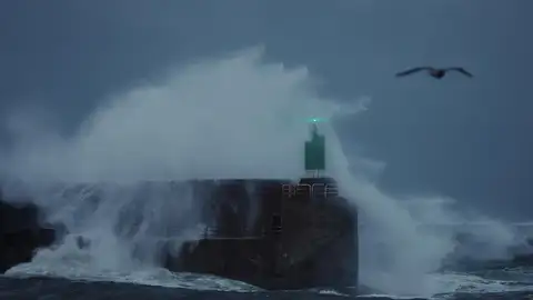 Alerta amarilla y naranja de la AEMET en estas provincias: vientos de 100 kilómetros por hora Alerta amarilla y naranja de la AEMET en estas provincias: vientos de 100 kilómetros por hora