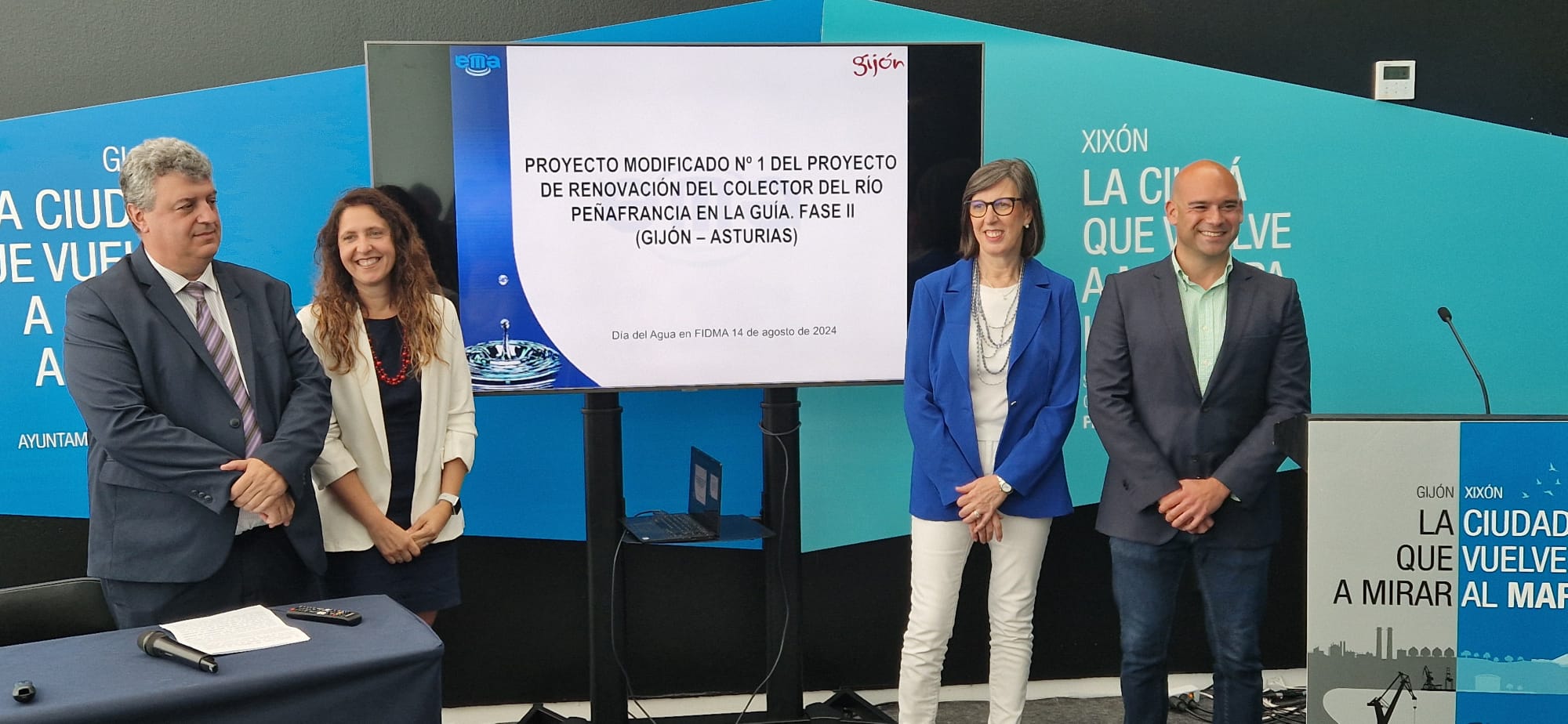 Las obras del colector de Peñafrancia obligan a cortar la avenida del jardín botánico Las obras del colector de Peñafrancia obligan a cortar la avenida del jardín botánico