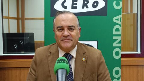Jos&eacute; Juli&aacute;n Gregorio