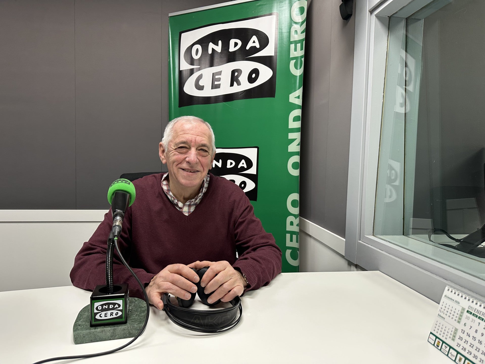Nueva publicación de la Fundación Agua Granada : Por los senderos del agua Nueva publicación de la Fundación Agua Granada : Por los senderos del agua