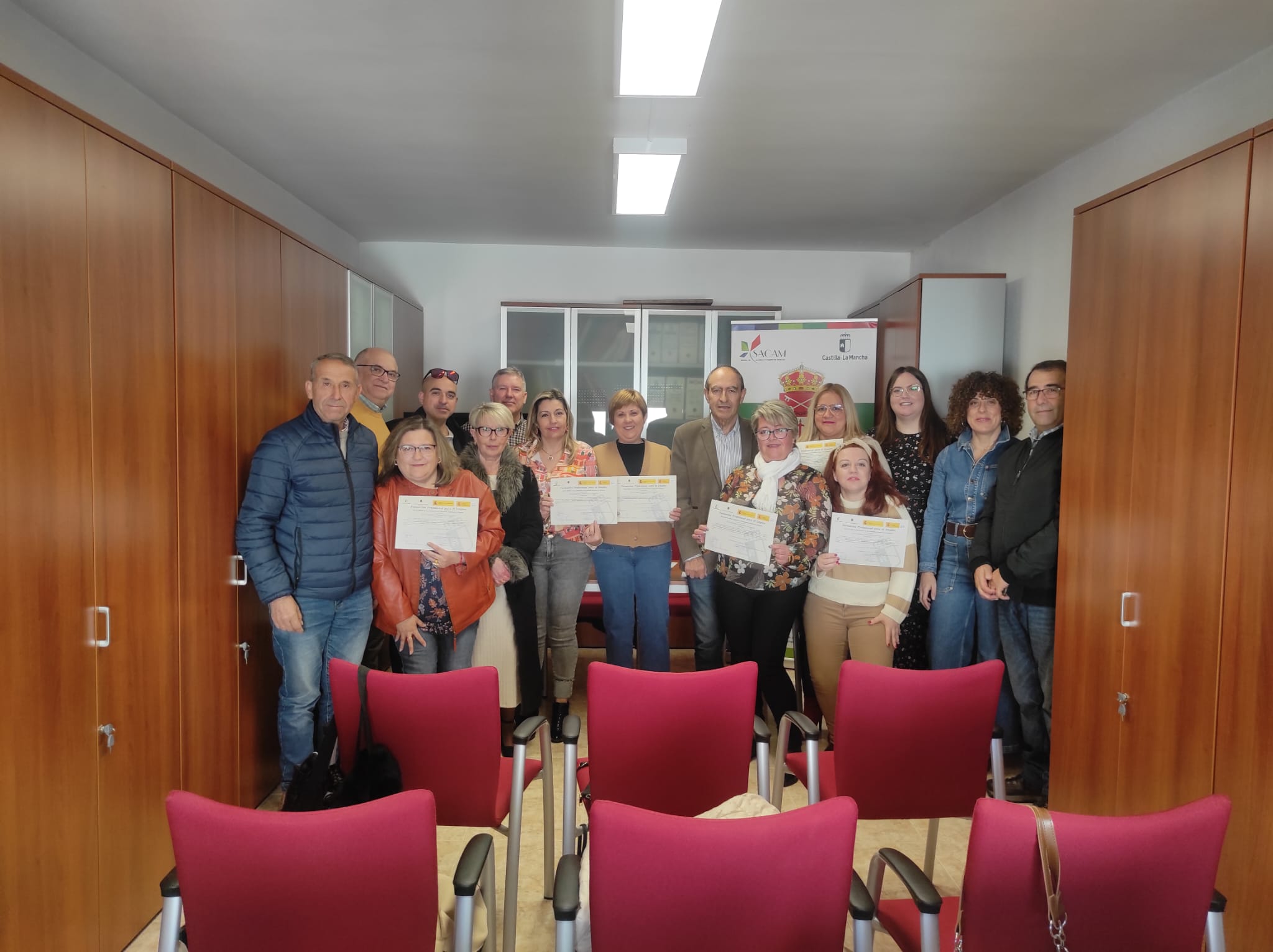 El Gobierno regional forma en Atención Sociosanitaria a ocho personas en El Ballestero El Gobierno regional forma en Atención Sociosanitaria a ocho personas en El Ballestero