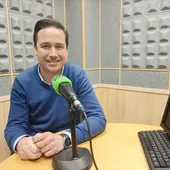 El concejal de Cultura, Nacho Molina, en los estudios de Onda Cero. El concejal de Cultura, Nacho Molina, en los estudios de Onda Cero.