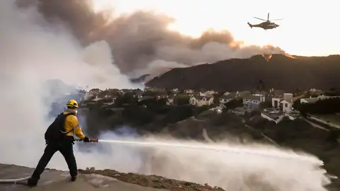 Los bomberos del condado de Los Ángeles Los bomberos del condado de Los Ángeles