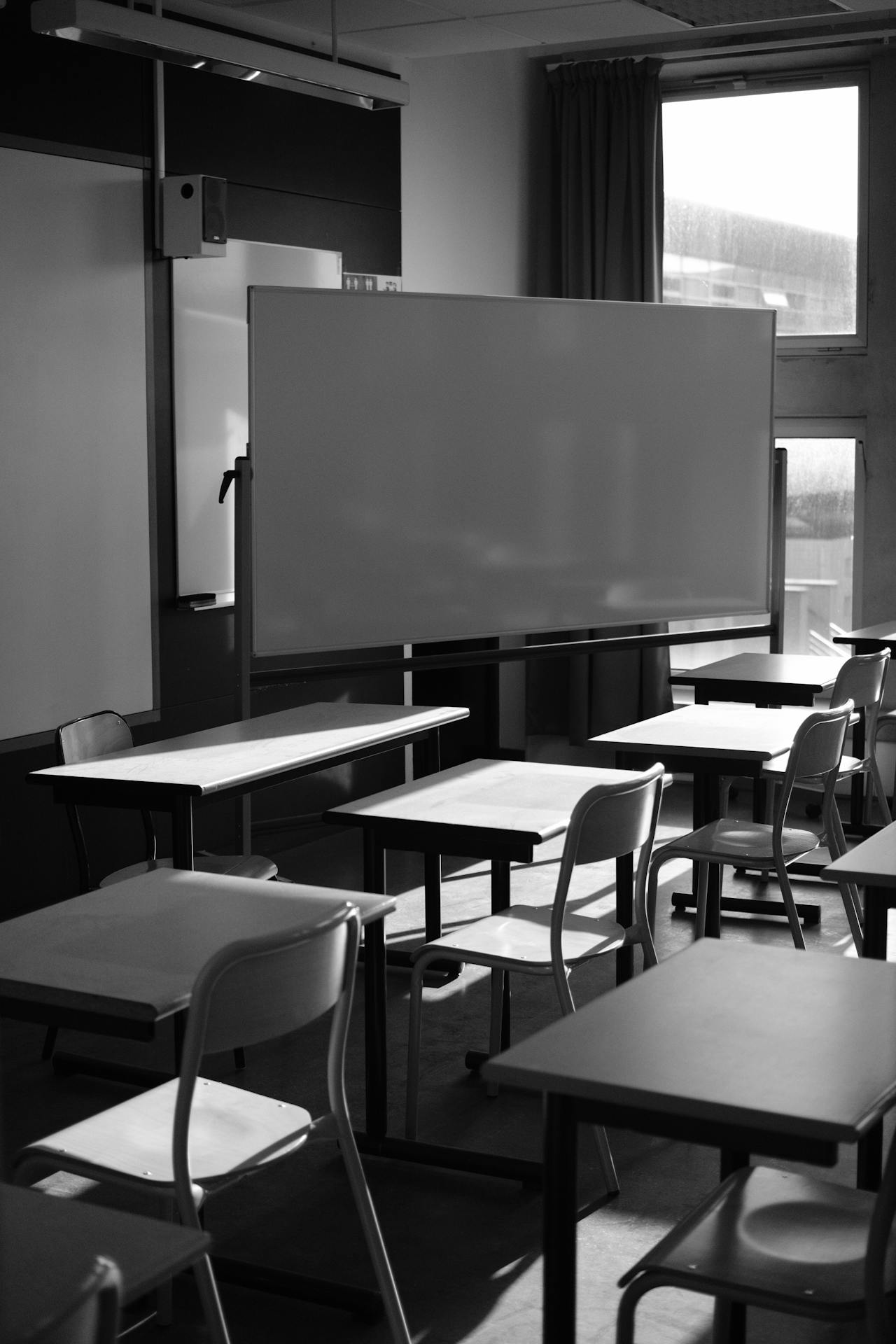 Muere un menor de 17 años apuñalado a la salida del instituto de Sevilla Muere un menor de 17 años apuñalado a la salida del instituto de Sevilla