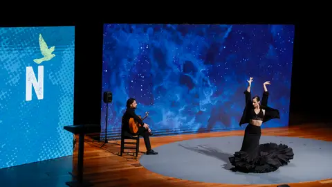 Danza y música durante el primer acto por el 50 aniversario de la muerte de Francisco Franco Danza y música durante el primer acto por el 50 aniversario de la muerte de Francisco Franco/ EFE/ Juanjo Martin