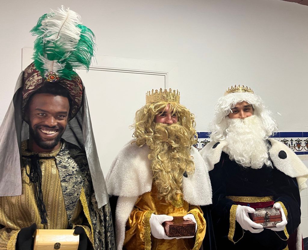 Los Reyes Magos llegaron a San José Obrero de la mano del Orihuela CF Los Reyes Magos llegaron a San José Obrero de la mano del Orihuela CF