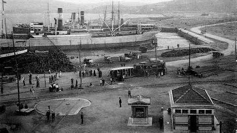 Fielato del puerto del musel de Gijón Fielato del puerto del musel de Gijón