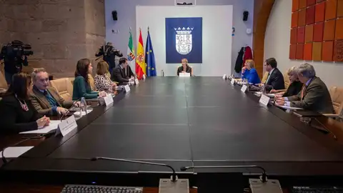 La Junta da luz verde a la tramitación de ocho enmiendas al articulado con incidencia presupuestaria La Junta da luz verde a la tramitación de ocho enmiendas al articulado con incidencia presupuestaria