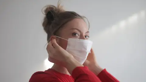 Salud Pública recomienda la mascarilla debido al aumento de la incidencia de la gripe Salud Pública recomienda la mascarilla debido al aumento de la incidencia de la gripe