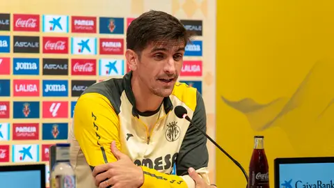 Gerard le pide "ser feliz" al 2025 Gerard le pide "ser feliz" al 2025