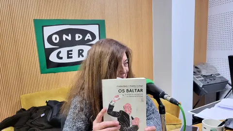 Cristina Huete, presenta o seo libro "Os Baltar a senda do caciquismo na democracia plena" Cristina Huete, presenta o seo libro "Os Baltar a senda do caciquismo na democracia plena"