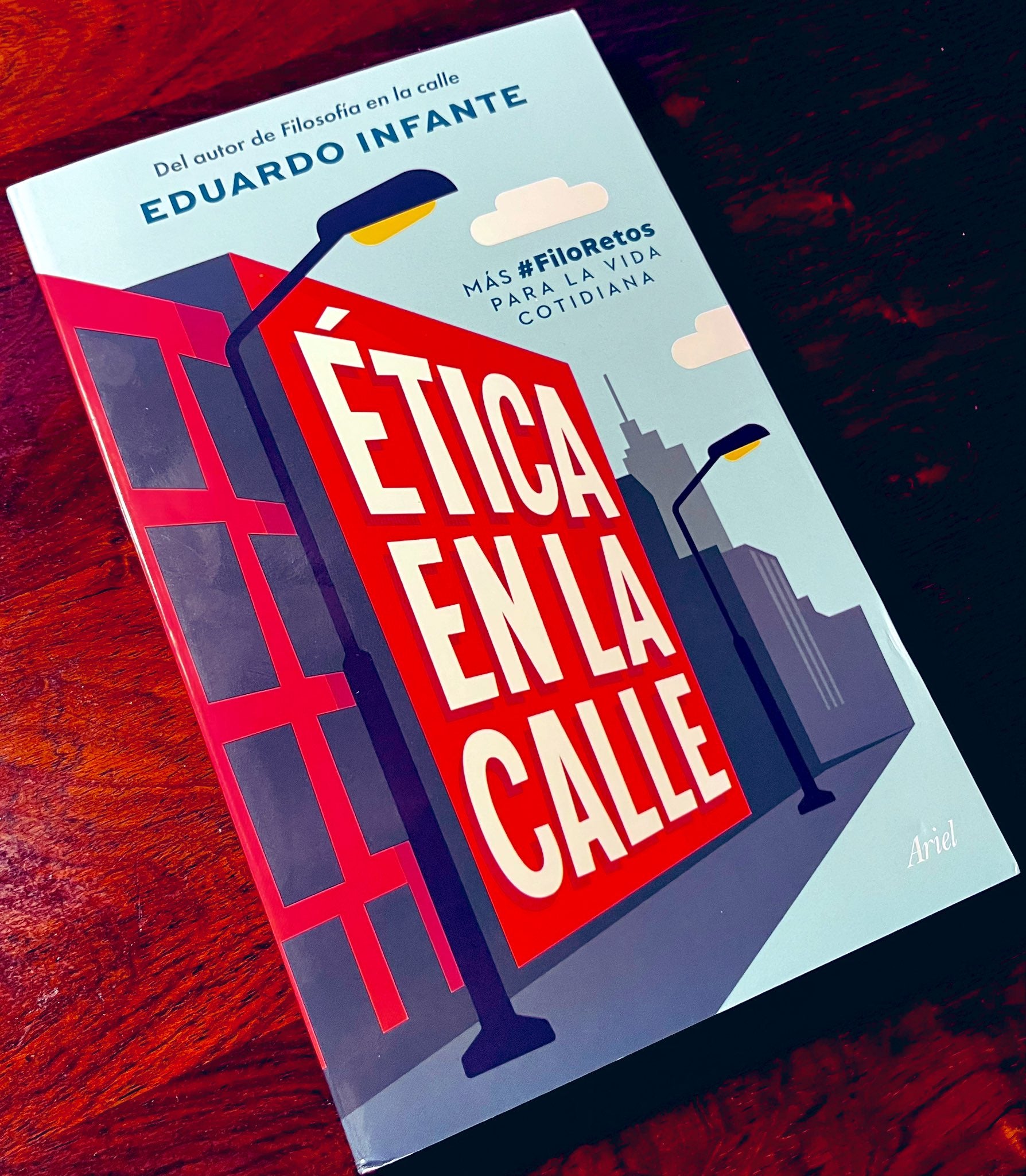 ¿Cómo influye la falta de ética en la sociedad actual tecnológica? ¿Cómo influye la falta de ética en la sociedad actual tecnológica?