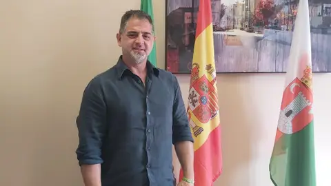 Arturo Torres, ex concejal de Vox en Huércal de Almería: 9 años de prisión por agresión sexual a una menor Arturo Torres, ex concejal de Vox en Huércal de Almería: 9 años de prisión por agresión sexual a una menor
