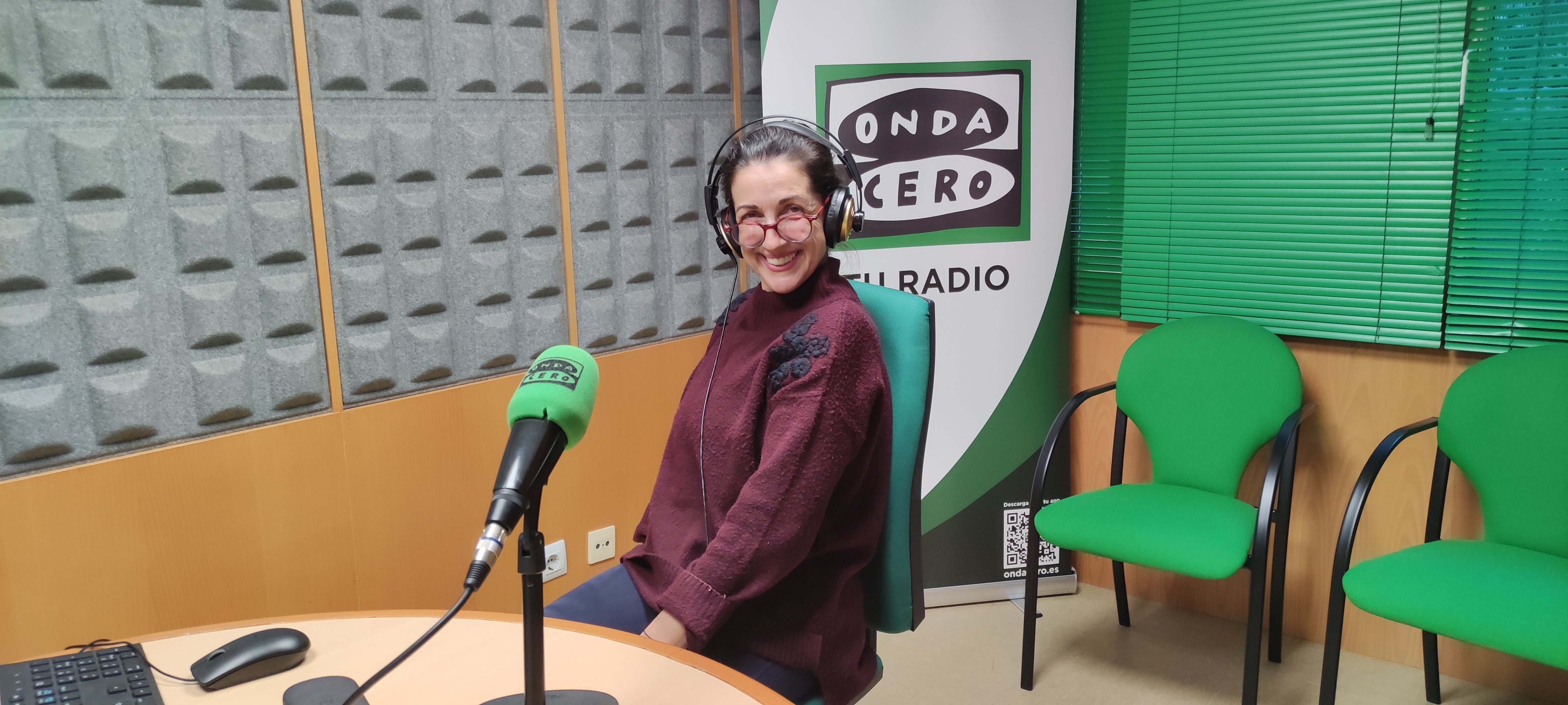 Queridas arrugas, os miramos frente al espejo Queridas arrugas, os miramos frente al espejo