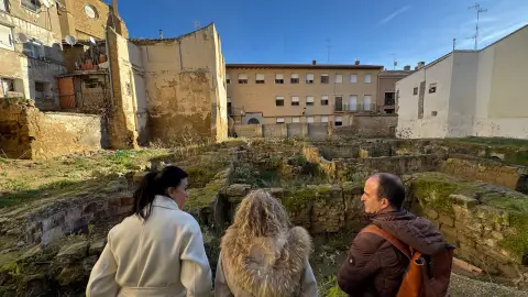 Huesca negocia comprar el solar de Zarandia para incluirlo como atractivo turístico Huesca negocia comprar el solar de Zarandia para incluirlo como atractivo turístico