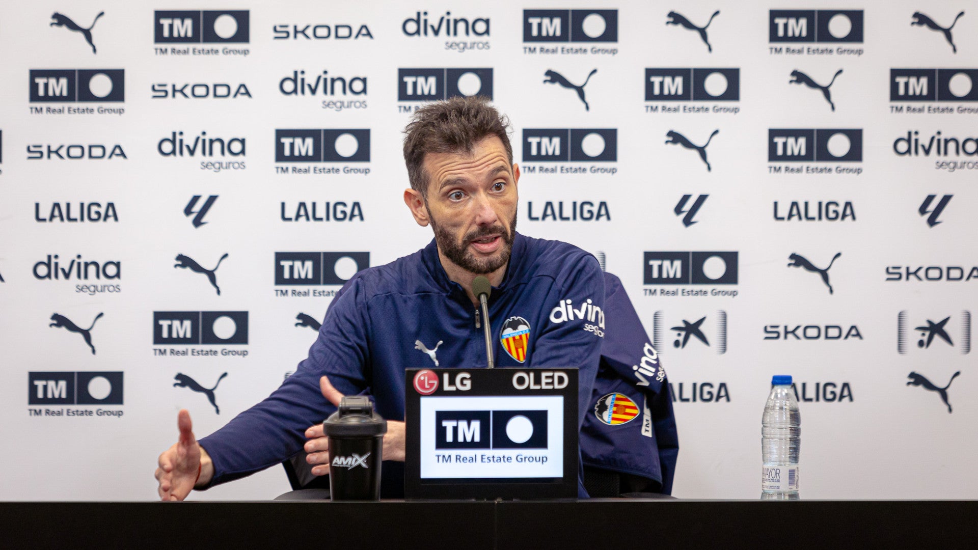 Corberán: “No ganar fuera solo aumenta las ganas, ambición y deseo de competir” Corberán: “No ganar fuera solo aumenta las ganas, ambición y deseo de competir”