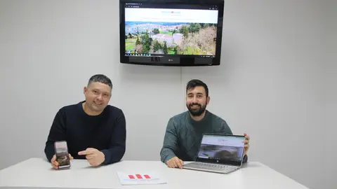 O Concello de Soutomaior estrea a súa nova páxina web O alcalde de Soutomaior, Manu Lourenzo, e o concelleiro de TIC, Diego Moreira, presentaron esta mañá a nova páxina web do Concello de Soutomaior