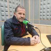 El subdirector de Operaciones en el Consorcio Provincial, Joaquín Marfil, en los estudios de Onda Cero.