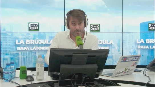 El monólogo de las ocho: "Las dos palancas que tiene el Gobierno para aprobar unos Presupuestos son la seducción o el chantaje" El monólogo de las ocho: "Las dos palancas que tiene el Gobierno para aprobar unos Presupuestos son la seducción o el chantaje"
