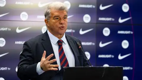 Al estilo Laporta Al estilo Laporta