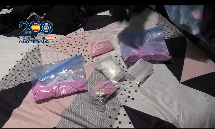 Cae una red en Madrid que vendía 24.000 pastillas de MDMA en botes de chicles Cae una red en Madrid que vendía 24.000 pastillas de MDMA en botes de chicles