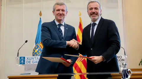 Rueda y Azcón tras la firma de la declaración en el Pignatelli Rueda y Azcón tras la firma de la declaración en el Pignatelli