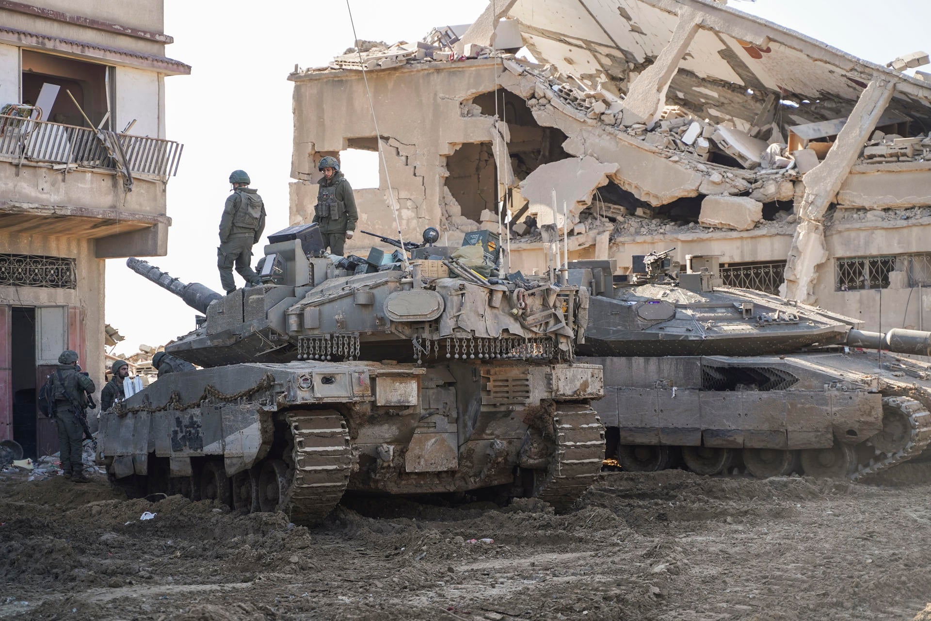 Israel y Hamás alcanzan un acuerdo de alto el fuego en Gaza tras 15 meses de guerra Israel y Hamás alcanzan un acuerdo de alto el fuego en Gaza tras 15 meses de guerra