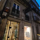 Detenidas 5 personas como presuntos autores de la ola de robos en establecimientos comerciales de Santiago Detenidas 5 personas como presuntos autores de la ola de robos en establecimientos comerciales de Santiago