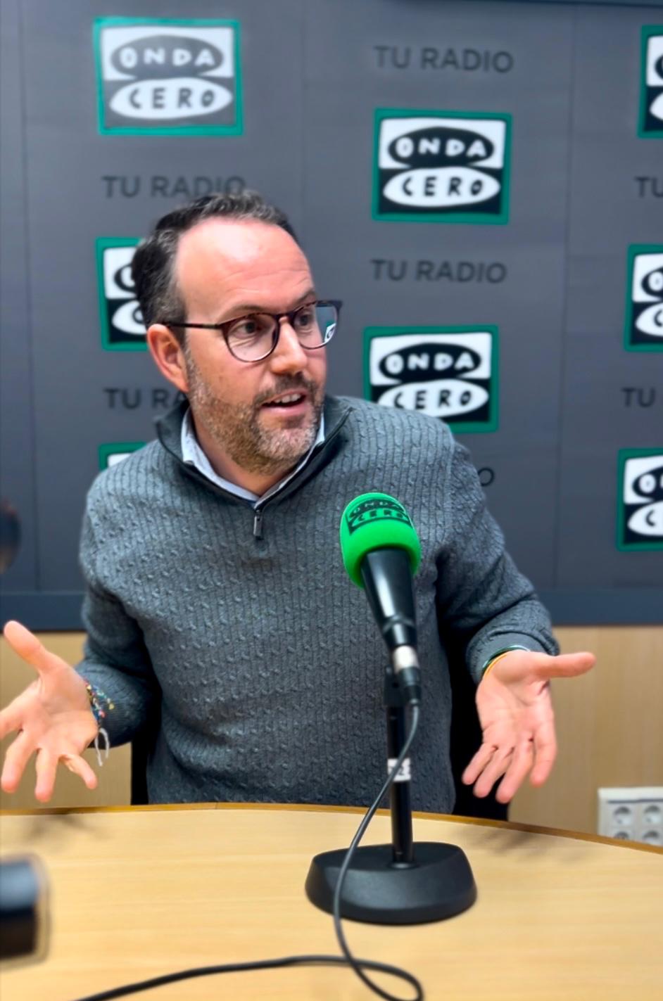 El PSOE de Elche respalda la labor de la Policía en la detención de cuatro menores por su vinculación con círculo yihadistas El PSOE de Elche respalda la labor de la Policía en la detención de cuatro menores por su vinculación con círculo yihadistas