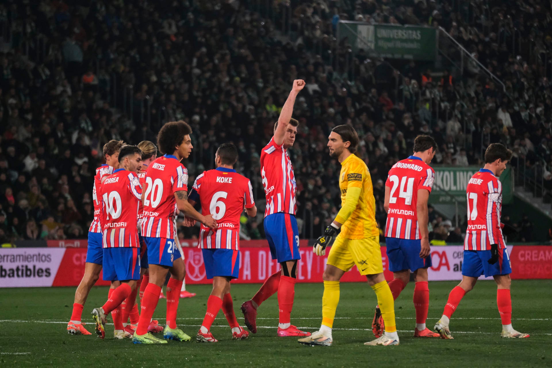 El Atlético golea al Elche y avanza a los cuartos de Copa El Atlético golea al Elche y avanza a los cuartos de Copa