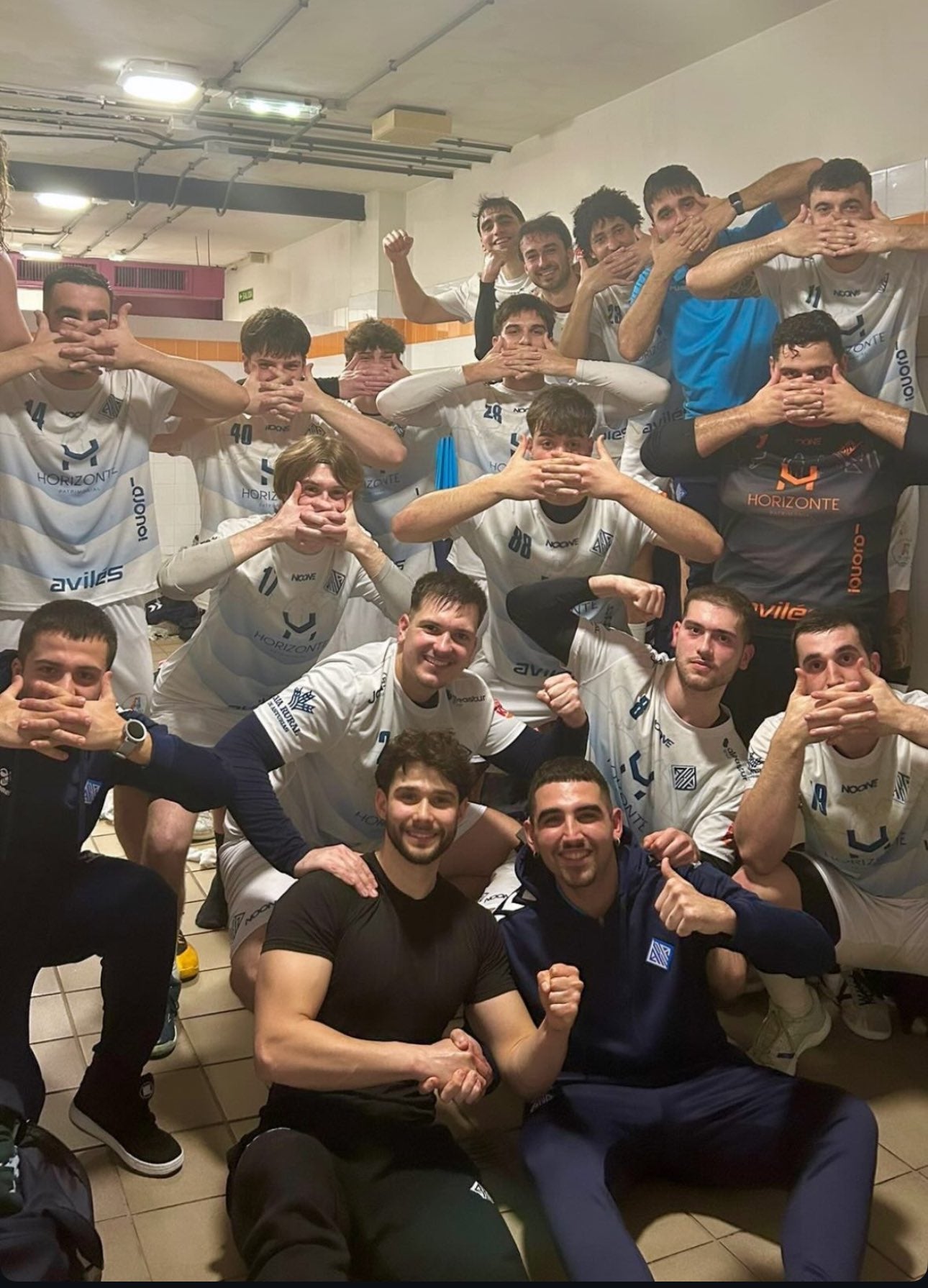 La Atlética Avilesina se carga al líder La Atlética Avilesina se carga al líder