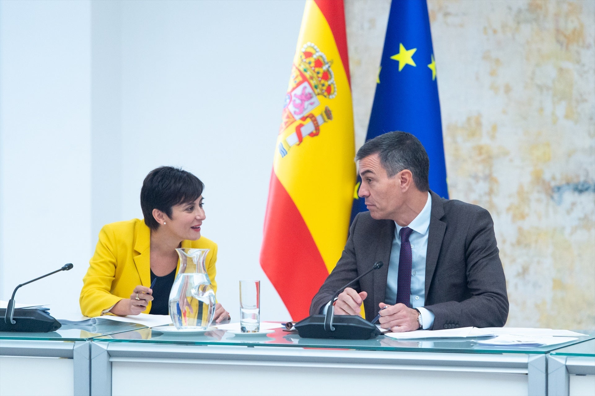 La Brújula de la Economía: El malestar de los inversores internacionales con el plan de vivienda de Sánchez La Brújula de la Economía: El malestar de los inversores internacionales con el plan de vivienda de Sánchez