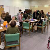 El Alcalde de Algemesí con los usuarios del Centro de Día para usuarios con Alzheimer