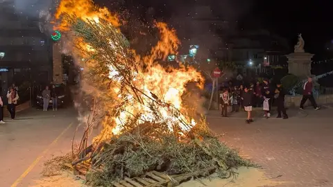 Hoguera de Sant Antoni 2025 de Gilet Hoguera de Sant Antoni 2025 de Gilet