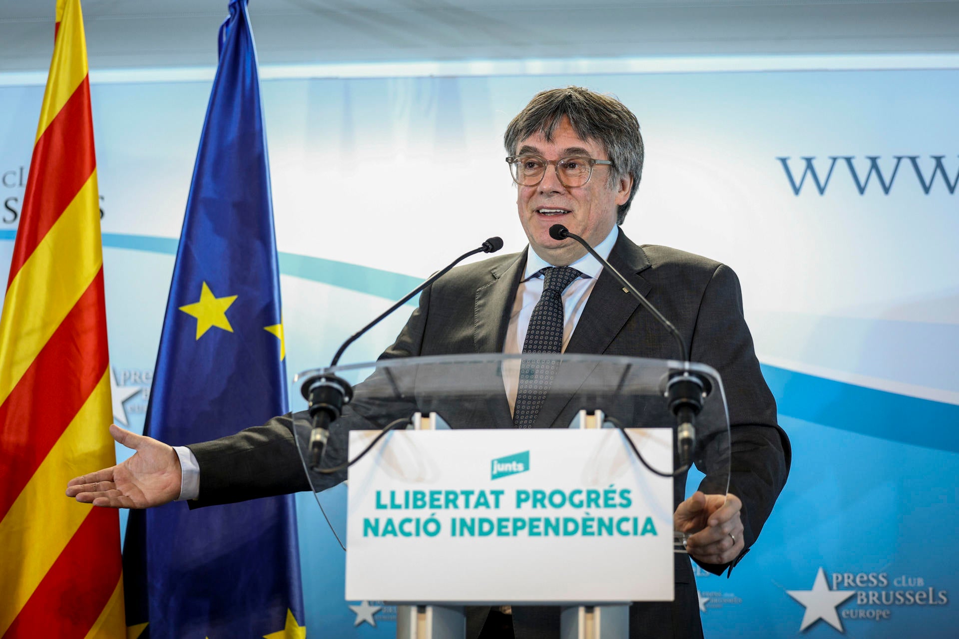 Un Gobierno ingobernable: Puigdemont tensa el proyecto de Sánchez y congela los presupuestos otro año Un Gobierno ingobernable: Puigdemont tensa el proyecto de Sánchez y congela los presupuestos otro año