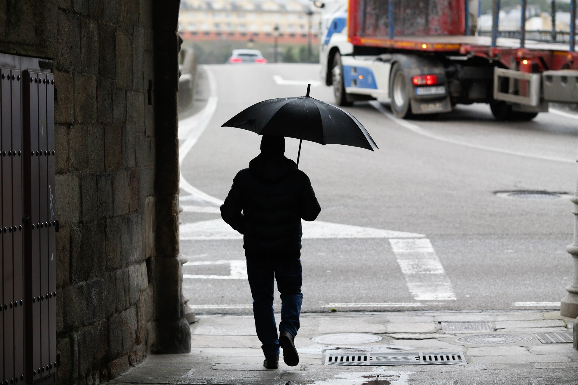 La AEMET avisa de un cambio brusco de tiempo por un pasillo de borrascas: vuelve la lluvia a estas zonas y se va el frío extremo La AEMET avisa de un cambio brusco de tiempo por un pasillo de borrascas: vuelve la lluvia a estas zonas y se va el frío extremo