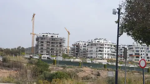 Villajoyosa instala las primeras 18 cámaras del medio centenar que pondrá este año Cámara colocada en la zona del Torres de Villajoyosa