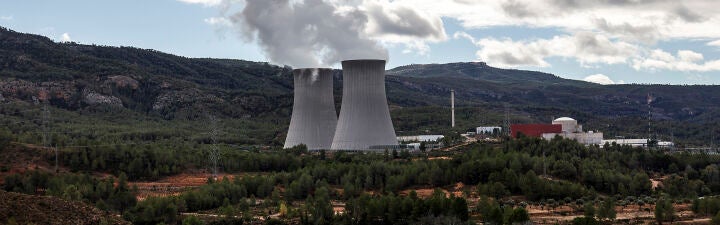 VOTA: ¿Cree que España debe mantener el calendario de cierre de las nucleares?