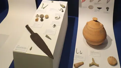 Benidorm espera restaurar las piezas más deterioradas y relevantes de su colección museográfica con ayuda de la Diputación Benidorm espera restaurar las piezas más deterioradas y relevantes de su colección museográfica con ayuda de la Diputación