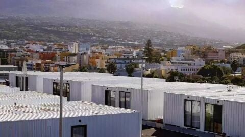 Imagen de archivo de casas contenedor en La Palma