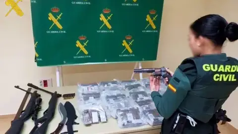 La Guardia Civil de Almería detiene a un hombre acusado de tráfico de drogas y malos tratos familiares en Huércal-Overa ONDA CERO ALMERIA
