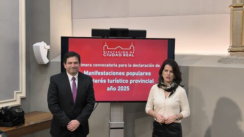 Miguel Ángel Valverde y María Jesús Pelayo Miguel Ángel Valverde y María Jesús Pelayo