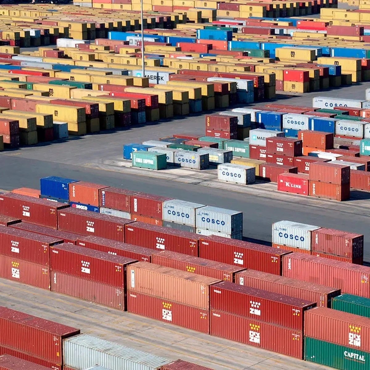 Las empresas navarras, expectantes ante los aranceles anunciados por Donald Trump Las empresas navarras, expectantes ante los aranceles anunciados por Donald Trump