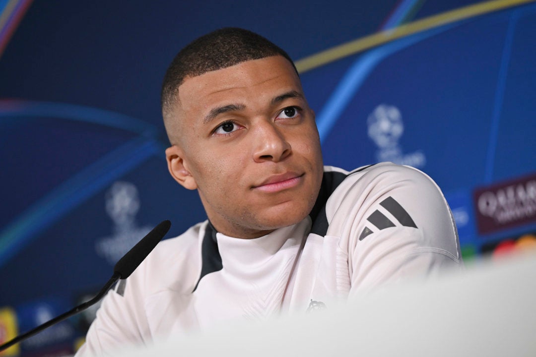 Mbappé: "Tenía que cambiar, no he venido aquí a jugar mal" Mbappé: "Tenía que cambiar, no he venido aquí a jugar mal"