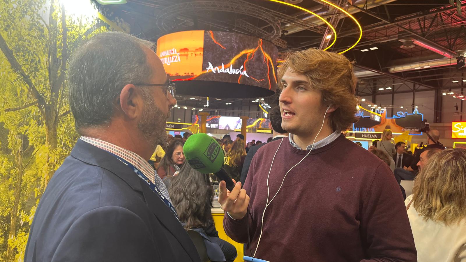 Francisco Jerez: "Lo que vamos buscando es que los turistas se enganchen con Mijas y digan «quiero volver»" Francisco Jerez: "Lo que vamos buscando es que los turistas se enganchen con Mijas y digan «quiero volver»"