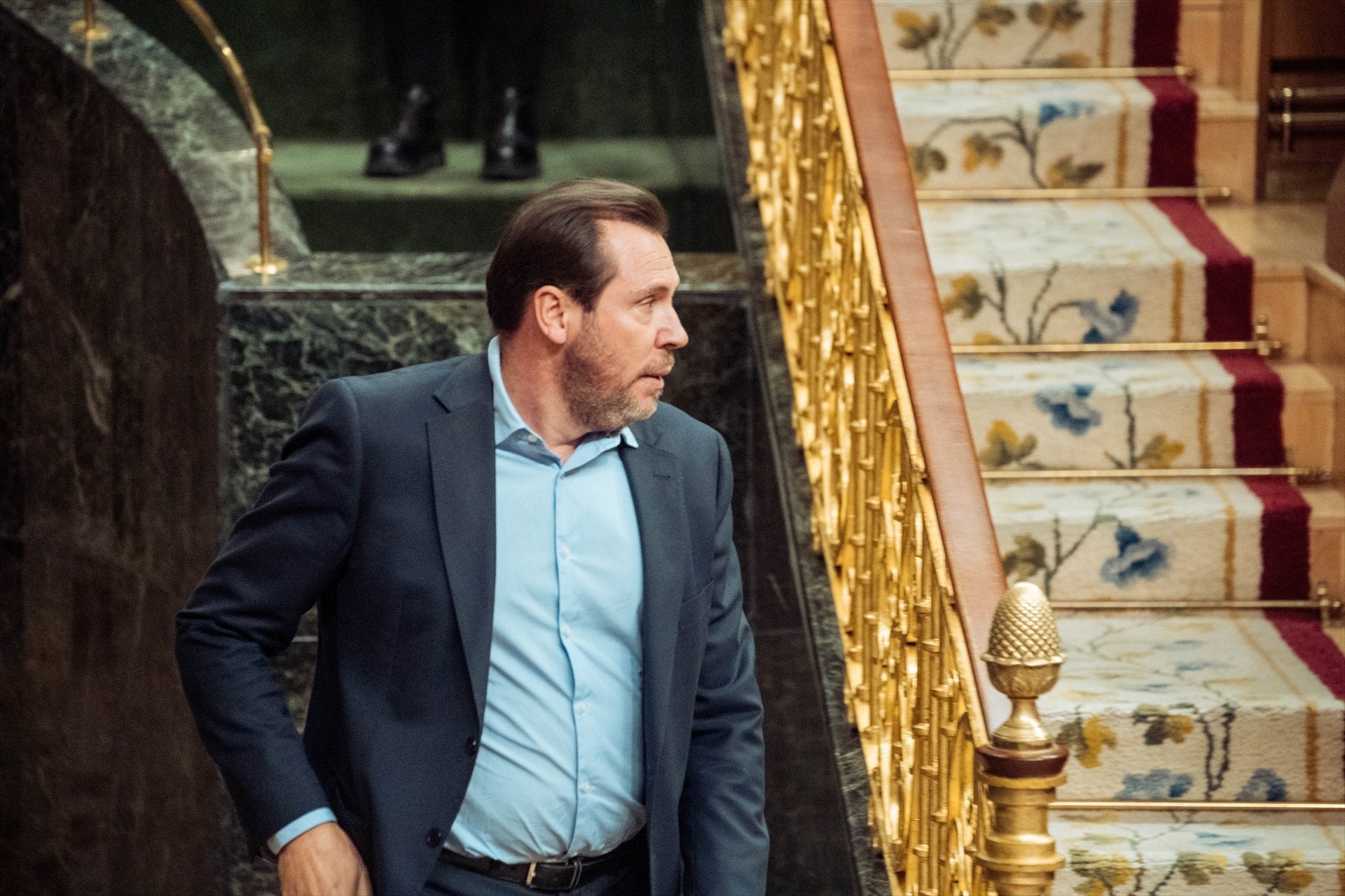 Puente carga contra el PP por su "gesto patriótico" de dejar a los españoles "a su suerte" Puente carga contra el PP por su "gesto patriótico" de dejar a los españoles "a su suerte"
