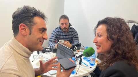 AL.22-01 FITUR